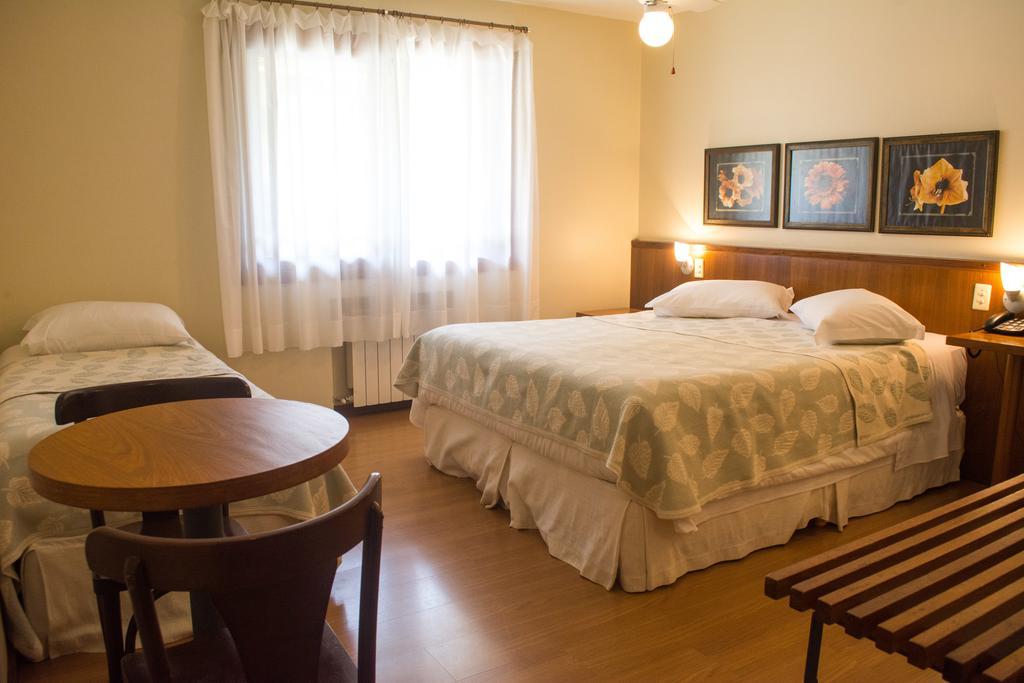 Estalagem Vila Suzana - Quadra De Beach Tennis Indoor 카넬라 외부 사진