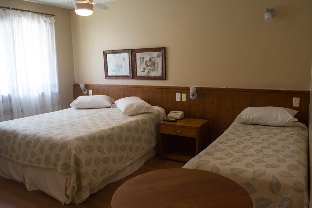 Estalagem Vila Suzana - Quadra De Beach Tennis Indoor 카넬라 외부 사진